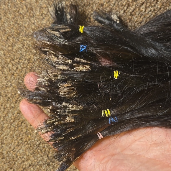 Hair extensions - Picture 8 of 10